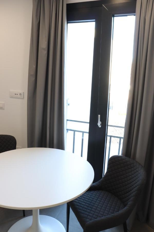 V&C Apartamentos Кониль-де-ла-Фронтера Экстерьер фото