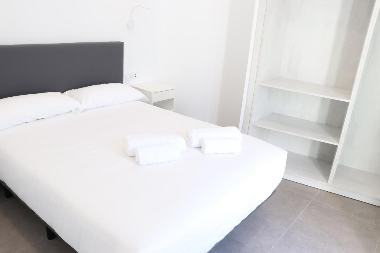 V&C Apartamentos Кониль-де-ла-Фронтера Экстерьер фото