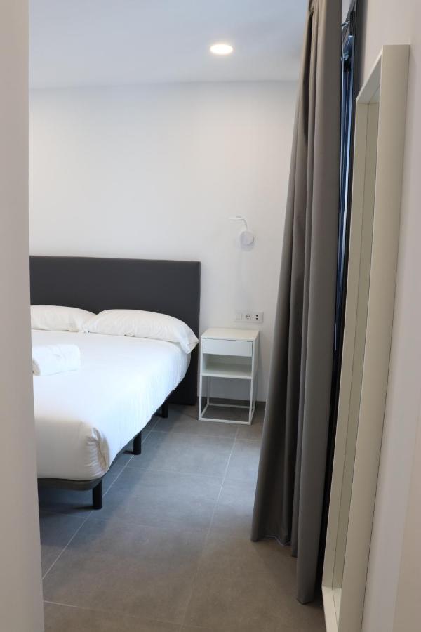 V&C Apartamentos Кониль-де-ла-Фронтера Экстерьер фото