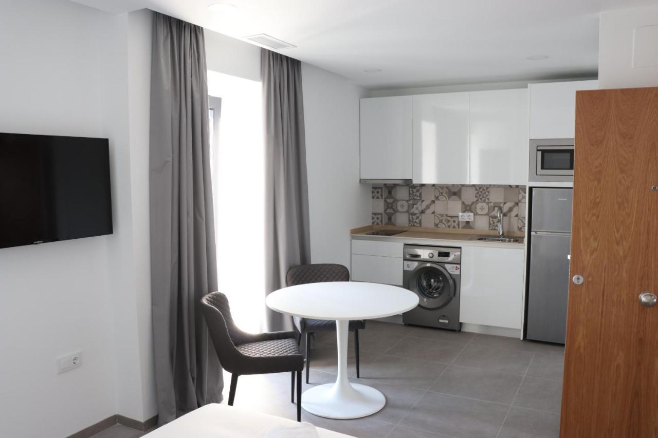V&C Apartamentos Кониль-де-ла-Фронтера Экстерьер фото