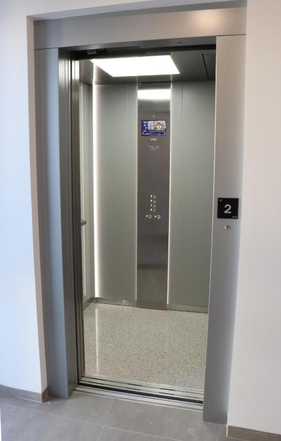 V&C Apartamentos Кониль-де-ла-Фронтера Экстерьер фото